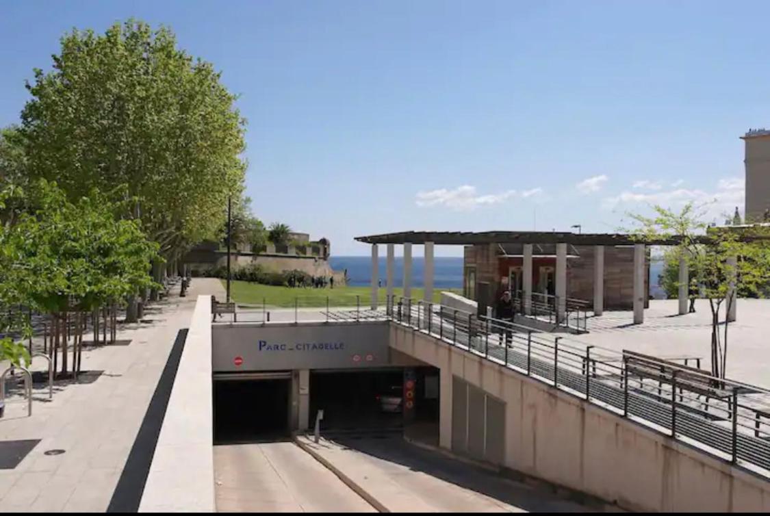Bastia Citadelle: Superbe Appartement المظهر الخارجي الصورة